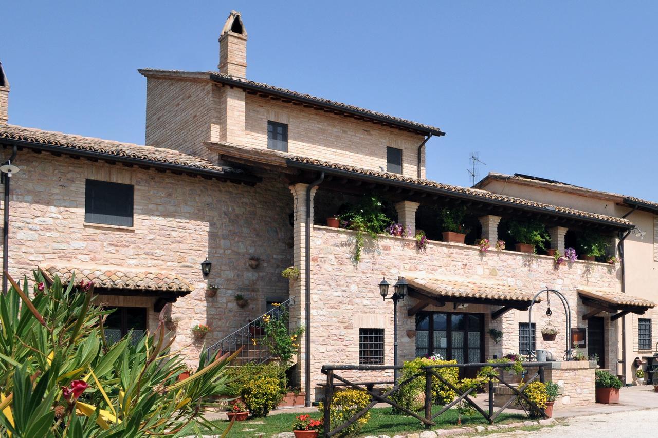 Terre Del Cantico Country House Spello Exterior foto