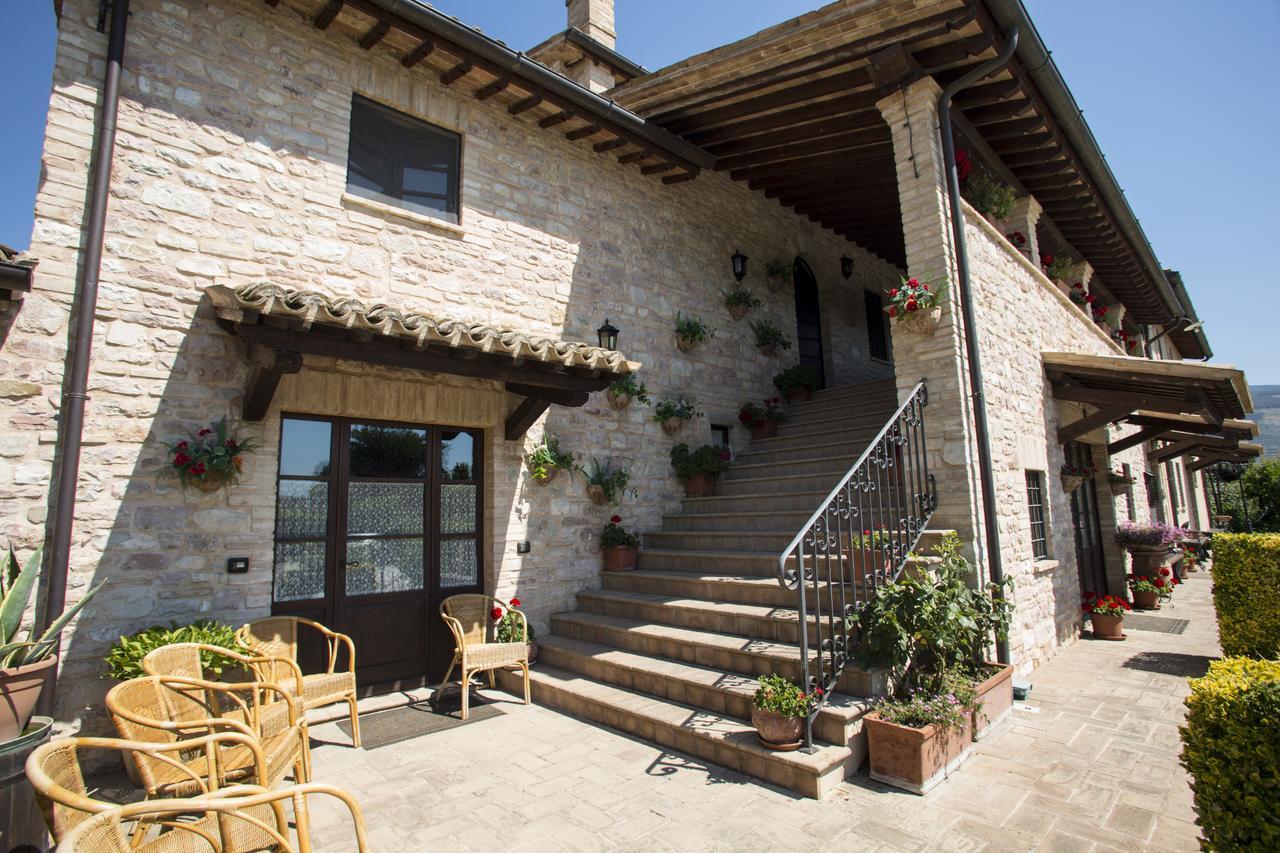 Terre Del Cantico Country House Spello Exterior foto